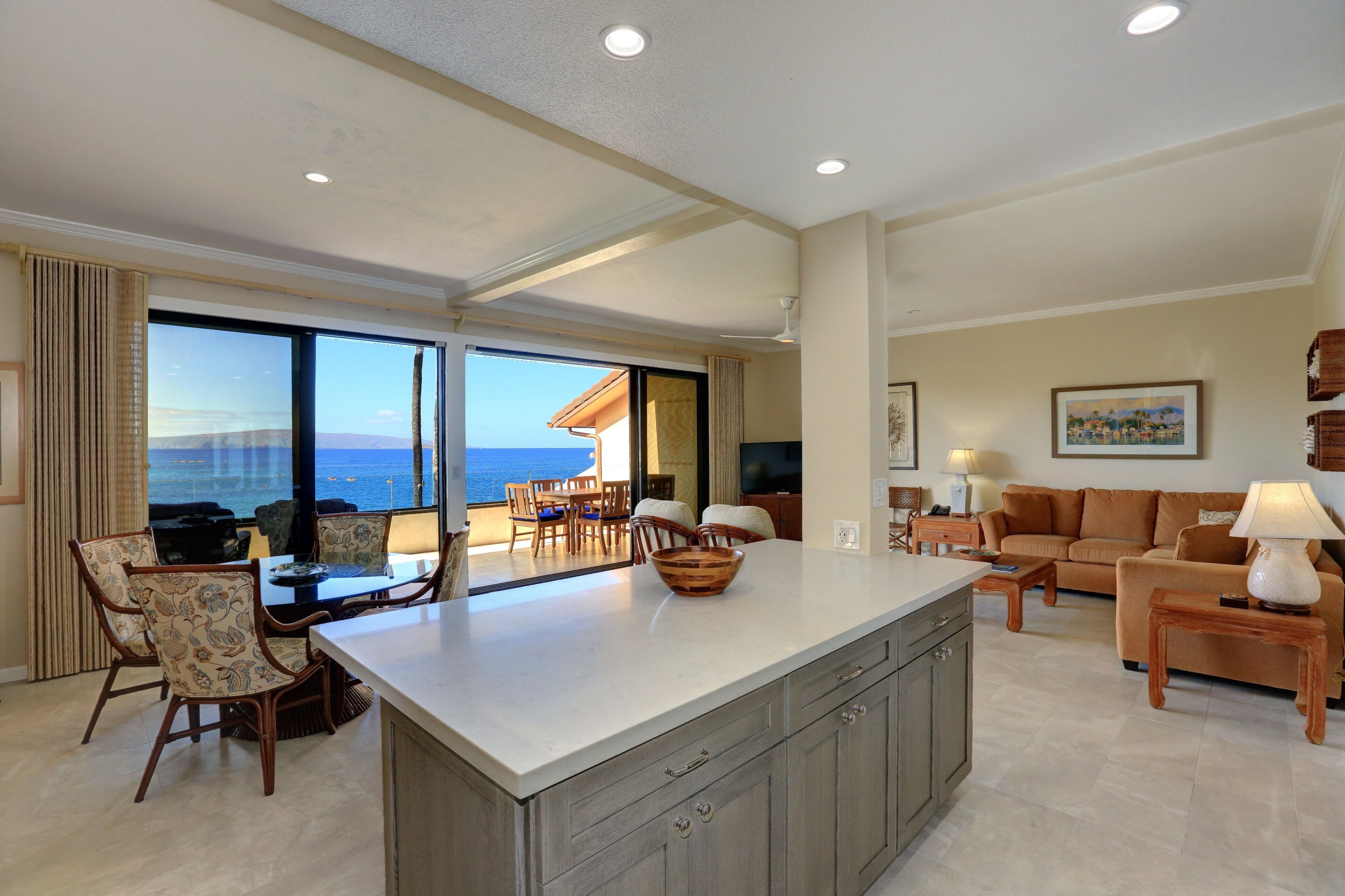 Condo, 2 Bedrooms | Interior