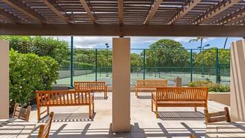 Condo, 2 Bedrooms | Outdoor dining