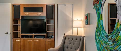 Condo, 4 Bedrooms | Interior