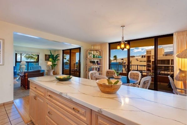 Appart'hôtel, 2 chambres | Cuisine privée | Réfrigérateur, four, cafetière/bouilloire