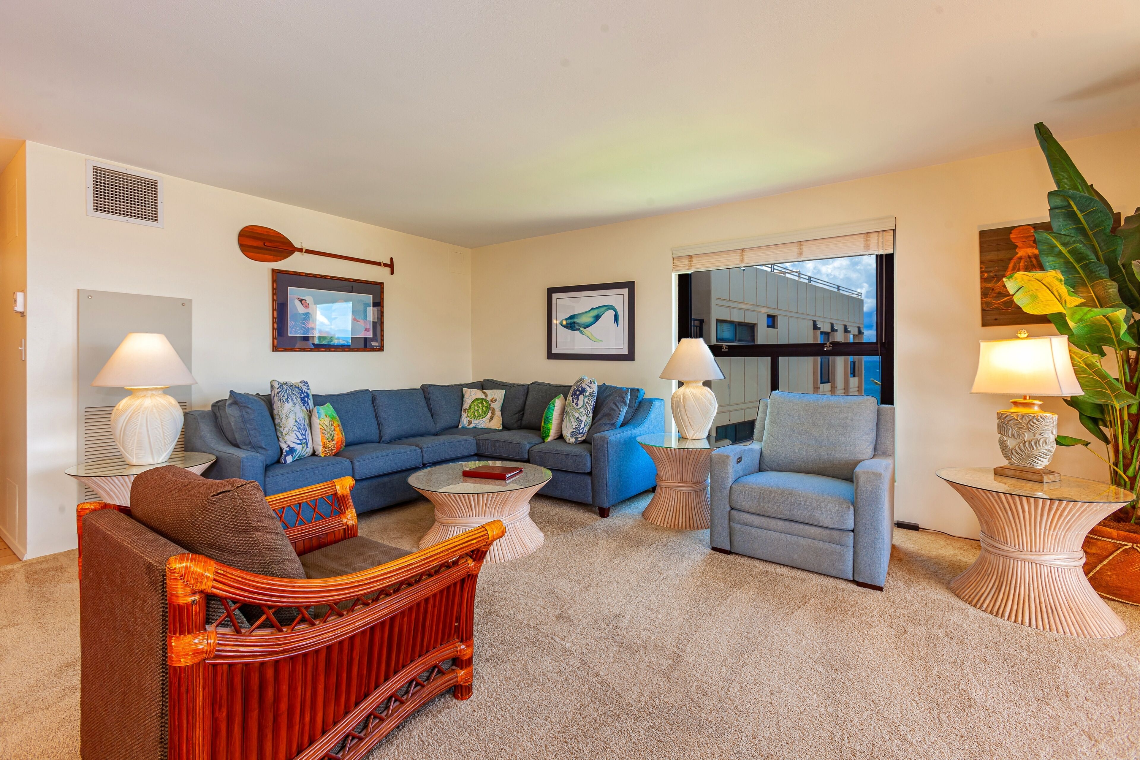 Condo, 2 habitaciones | Área de sala de estar
