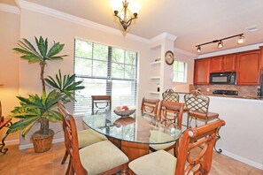 Condo, 3 Bedrooms | Dining