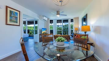 Apartment, 2 Schlafzimmer | Speisen