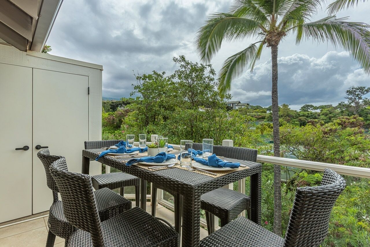 Condo, 2 Bedrooms | Outdoor dining