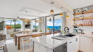 Kondominium, 2 kamar tidur | Dapur pribadi | Mesin pembuat kopi/teh, lemari es, oven, dan pemanggang roti