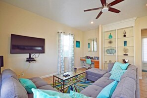 Casa, 3 habitaciones | Área de sala de estar