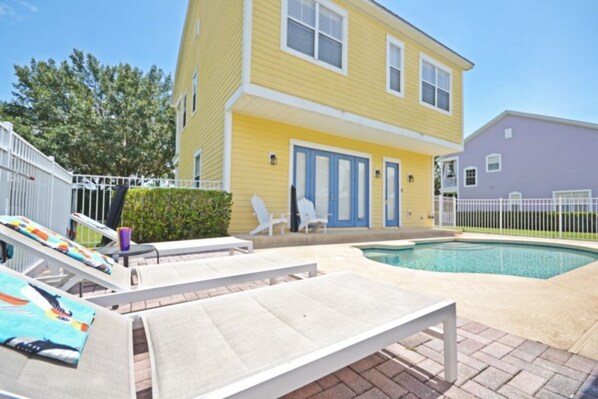 House, 3 Bedrooms | Pool