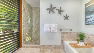 Stadtwohnung, 2 Schlafzimmer | Badezimmer | Haartrockner, Handtücher, Shampoo