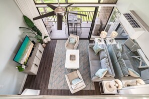 Living area - Luana Kai C306 2 Bedroom Condo (Kihei)