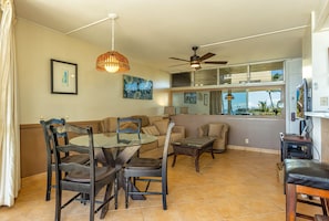 Condo, 2 quartos | Parte interna