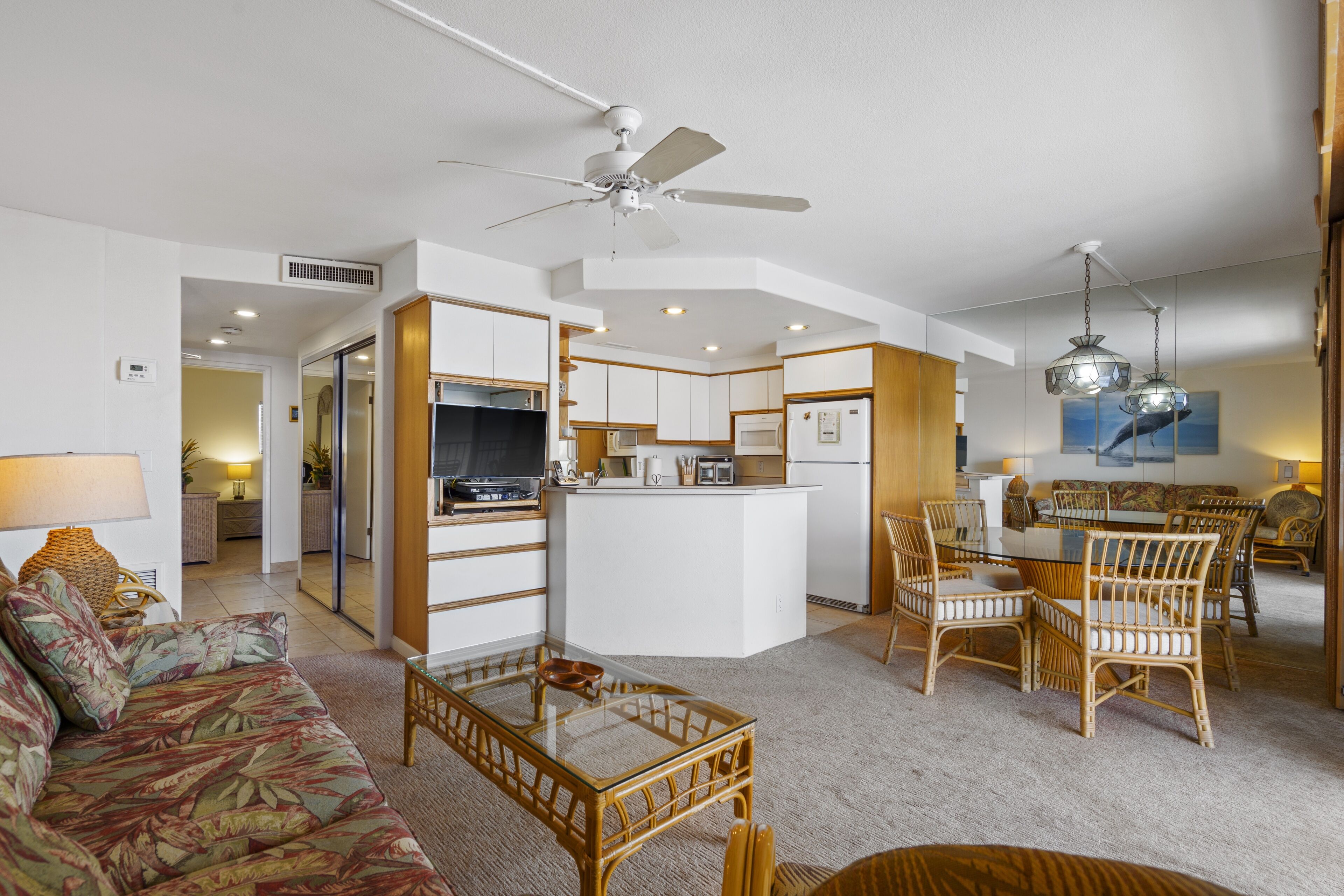 Condo, 1 Bedroom | Living area