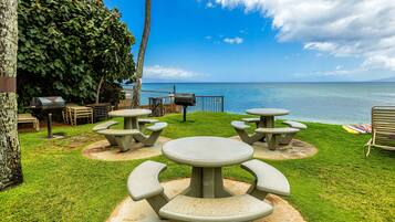 Condo, 2 Bedrooms | Outdoor dining