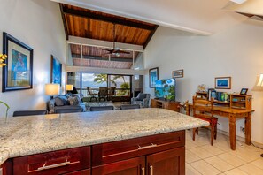 Condo, 2 Bedrooms | Interior