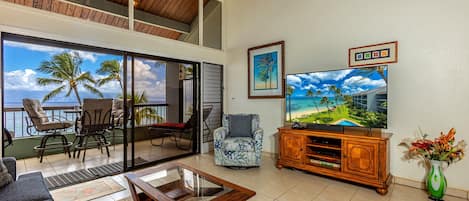 Condo, 2 Bedrooms | Living area | Smart TV