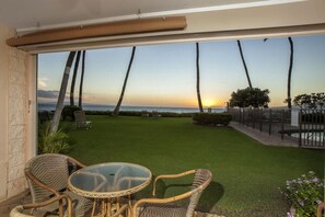Condo, 2 chambres | Restauration en plein air