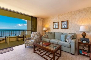 Living area - Sugar Beach Resort, #326 1 Bedroom Condo by RedAwning (Kihei)