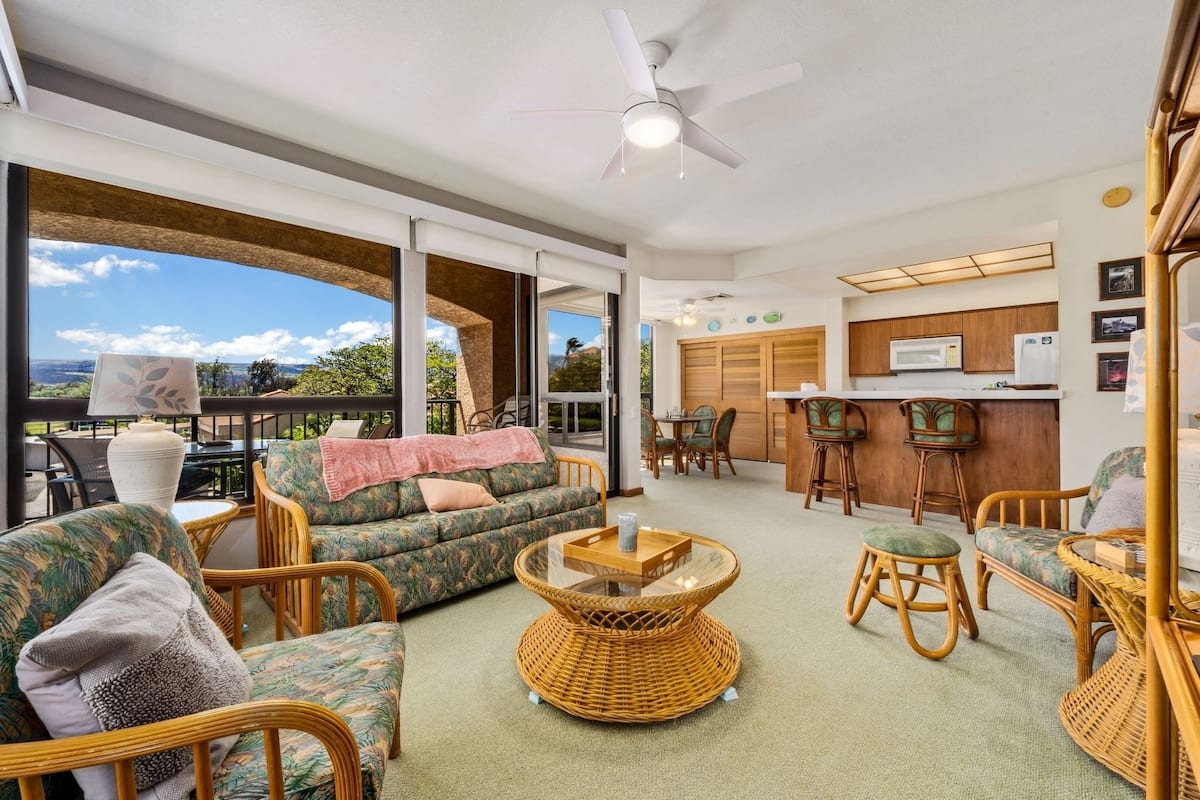 Condo, 1 Bedroom | Living area | Smart TV