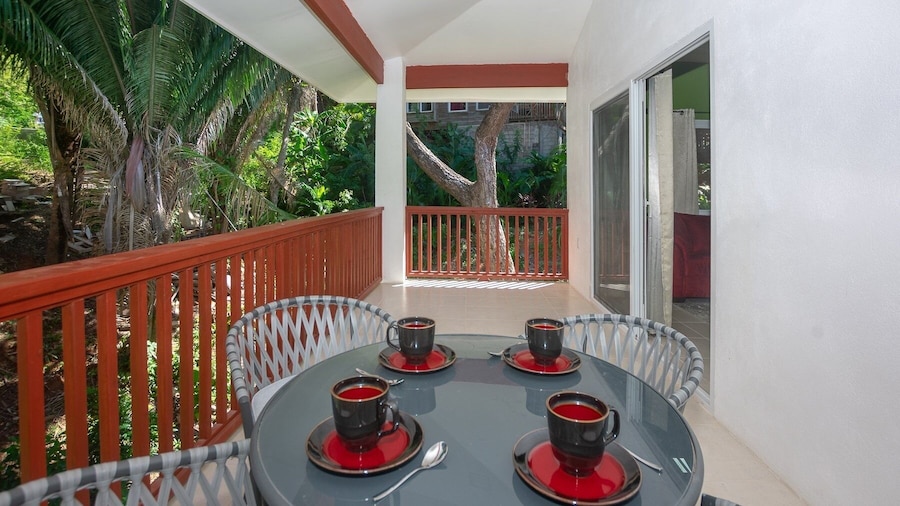 Coral Cove At Jardines De Catalina 1 Bedroom Condo by RedAwning