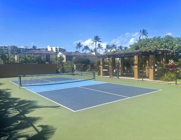 Appart'hôtel, 1 chambre | Terrain de sport