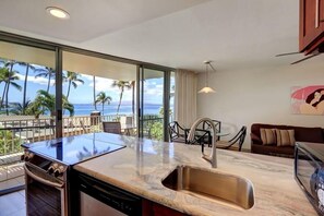 Private kitchen - Kamaole Nalu, #303 2 Bedroom Condo by RedAwning (Kihei)