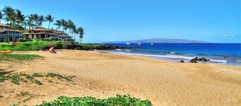 Makena Surf, #g-104 2 Bedroom Condo by RedAwning