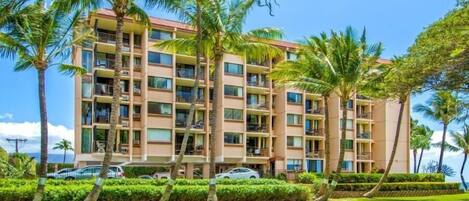 Condo, 2 Bedrooms | Exterior