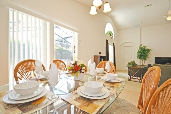 Huis, 4 slaapkamers | Dineren