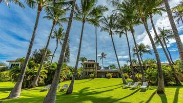 House, 4 Bedrooms | Property grounds