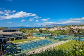 Sports court - Grand Champions Three Bedrooms by Coldwell Banker Island Vacations (Kihei)