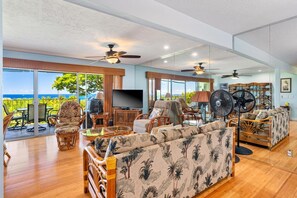 Condo, 1 Bedroom | Living area - Big Island Keauhou Akahi #311 1 Bedroom Home (Kailua-Kona)