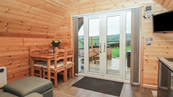 Cottage | Living area