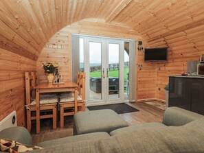 Cottage | Living area - Oak (Ulverston)