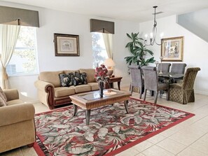 House, 5 Bedrooms | Interior