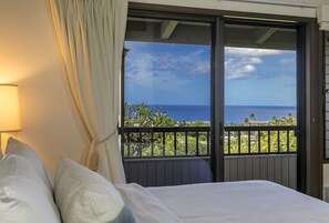 Condo, 2 Bedrooms | 2 bedrooms, iron/ironing board, free WiFi