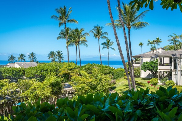 Condo, 2 Bedrooms | Exterior