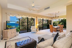 Condo, 2 habitaciones | Área de sala de estar