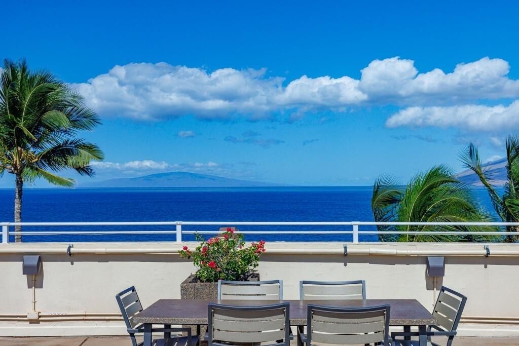 Condo, 3 Bedrooms | Outdoor dining