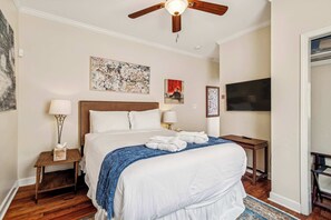 3 habitaciones, tabla de planchar con plancha, cuna de viaje y wifi 