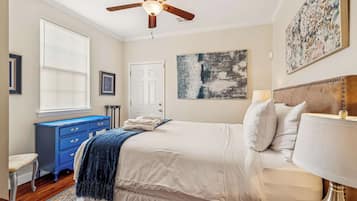 3 soverom, strykejern/-brett, reiseseng for barn og wi-fi