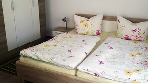 Uklassifisert bilde, 2 av 5, knapp