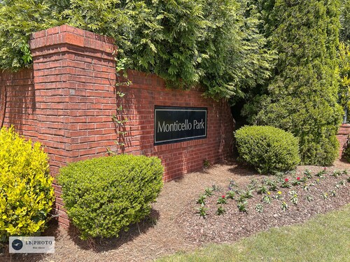 4 - Bed home, w/ Cali King Bed - 12 mins. to DTWN