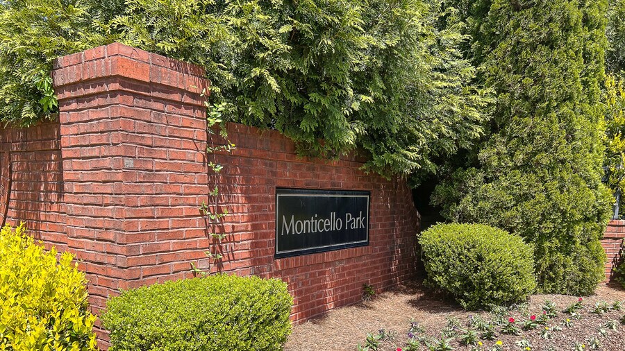 4 - Bed home, w/ Cali King Bed - 12 mins. to DTWN