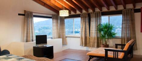 3 dormitoris, wifi i roba de llit