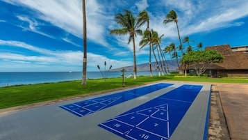 Condo, 2 Bedrooms | Sports court