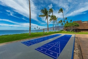 Appart'hôtel, 2 chambres | Terrain de sport