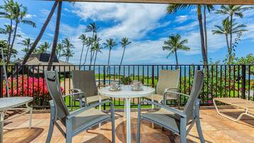 Condo, 2 Bedrooms | Outdoor dining