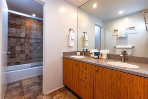 Condo, 2 Bedrooms | Bathroom | Towels - Maalaea Surf, #c-8 2 Bedroom Condo by RedAwning (Kihei)