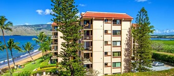 Kealia Resort, #102 1 Bedroom Condo by RedAwning