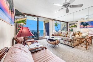 Appart'hôtel, 2 chambres | Coin séjour