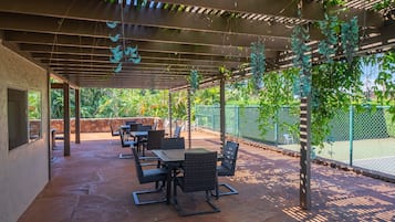 Condo, 3 Bedrooms | Outdoor dining